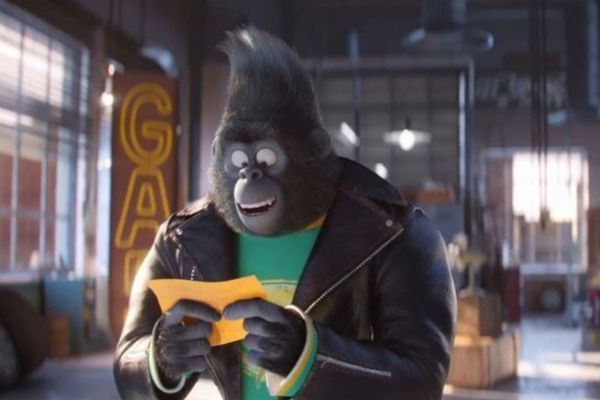 Johnny el talentoso gorila que canta en la película Sing. Ven y canta