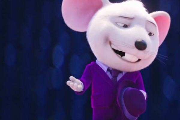 Mike el raton confiado de bella voz de la película Sing