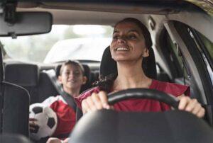 Consejos de seguridad para mamás al volante